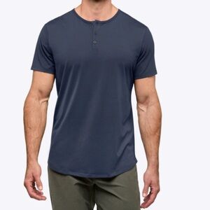 Cuts AO Henley Curve-Hem